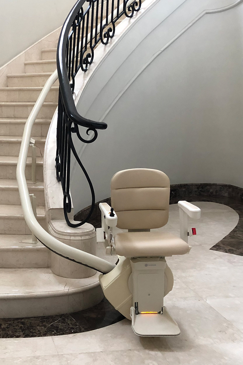Stairlift World - For Curve Staircase